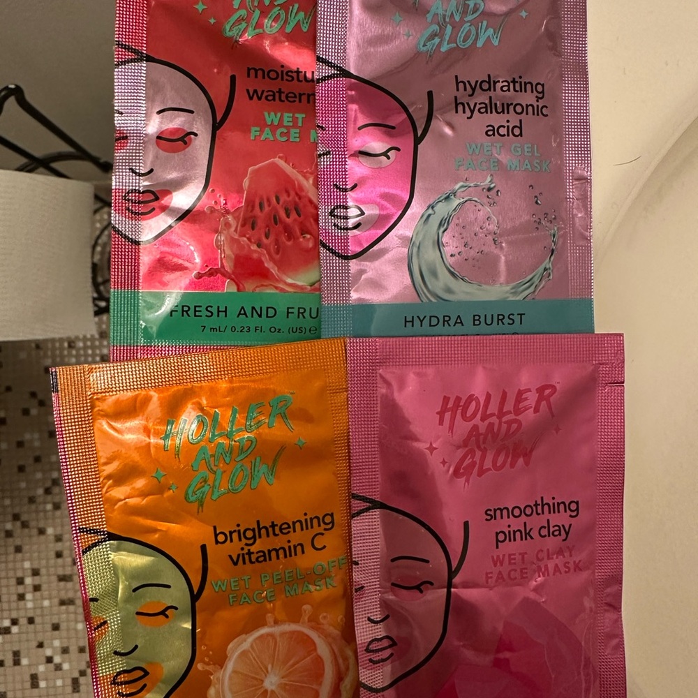 Holler and Glow Face Mask Set